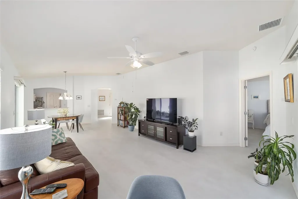 2303 Nautilus Lane The Villages FL 32162