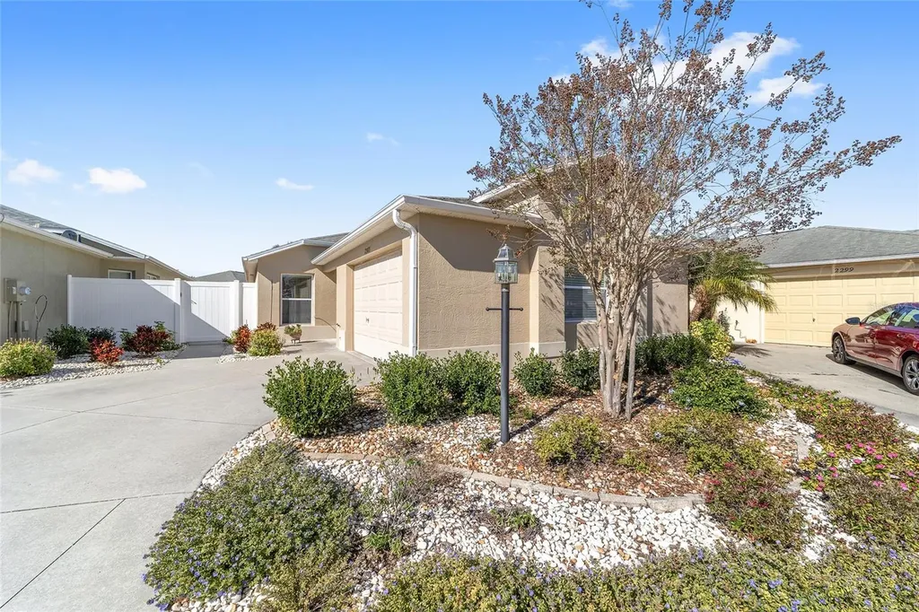 2303 Nautilus Lane The Villages FL 32162