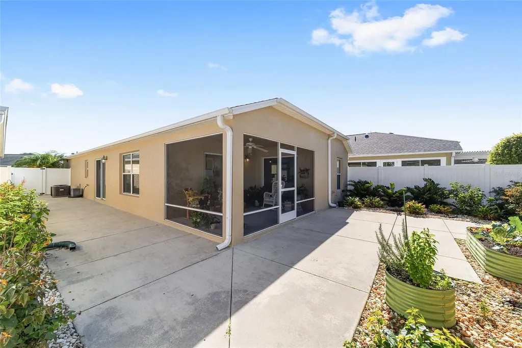 2303 Nautilus Lane The Villages FL 32162