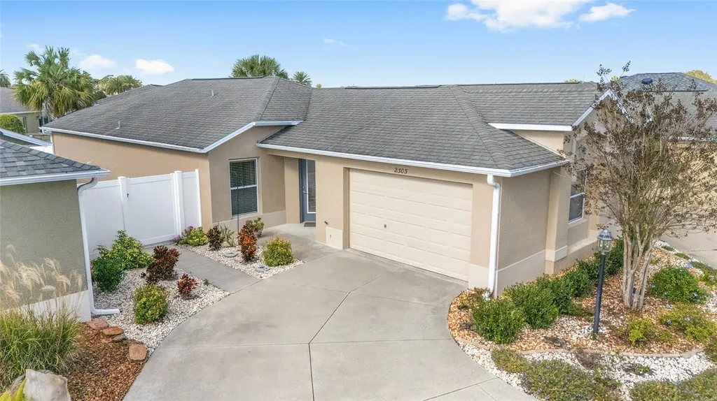 2303 Nautilus Lane The Villages FL 32162