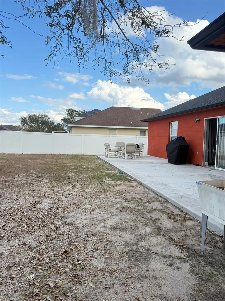 407 Blackbird Way Kissimmee FL 34759