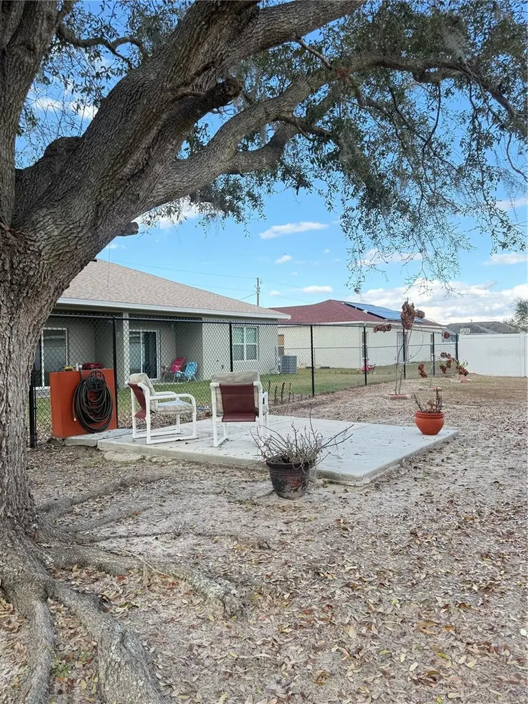 407 Blackbird Way Kissimmee FL 34759