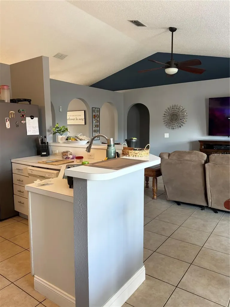 407 Blackbird Way Kissimmee FL 34759