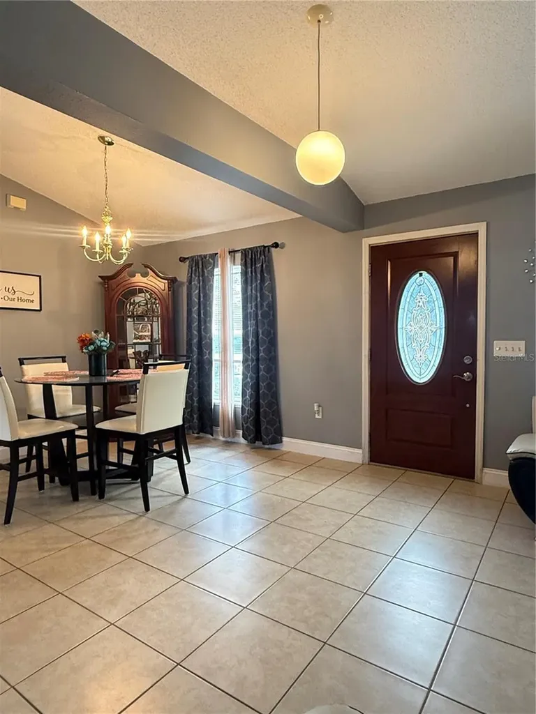 407 Blackbird Way Kissimmee FL 34759