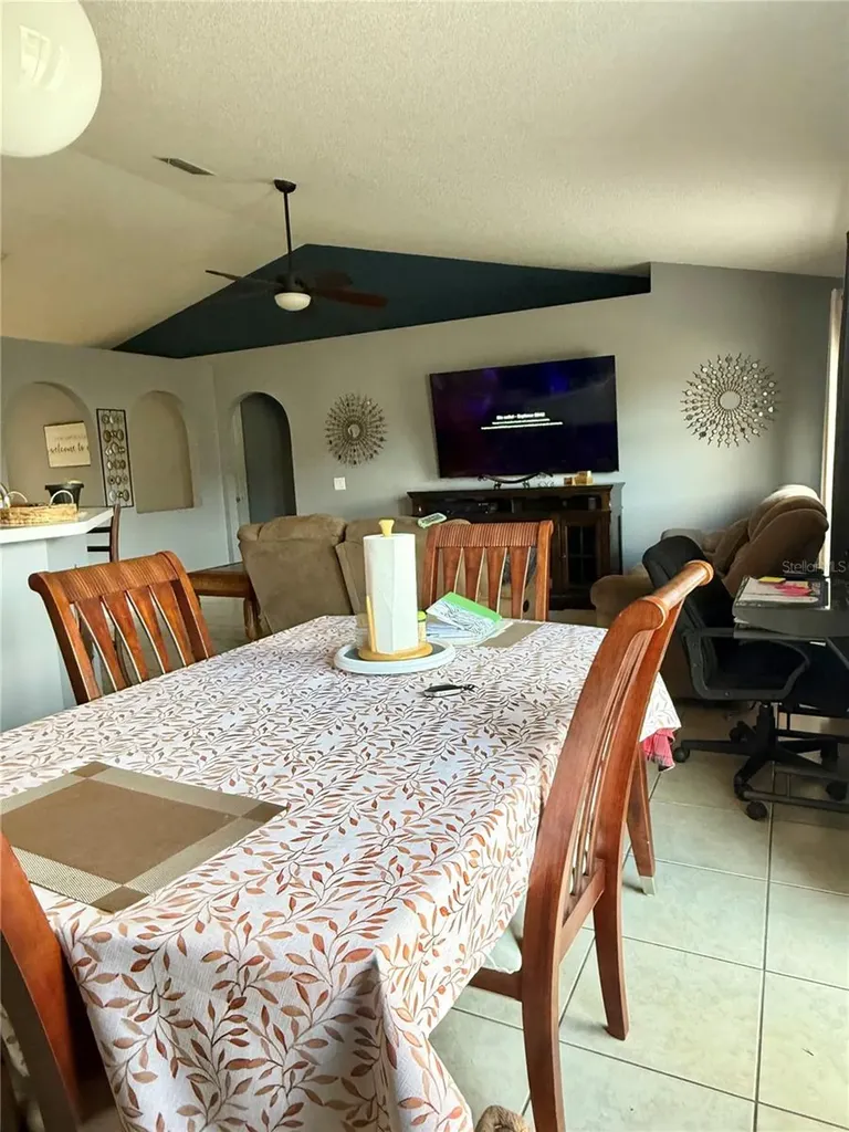 407 Blackbird Way Kissimmee FL 34759