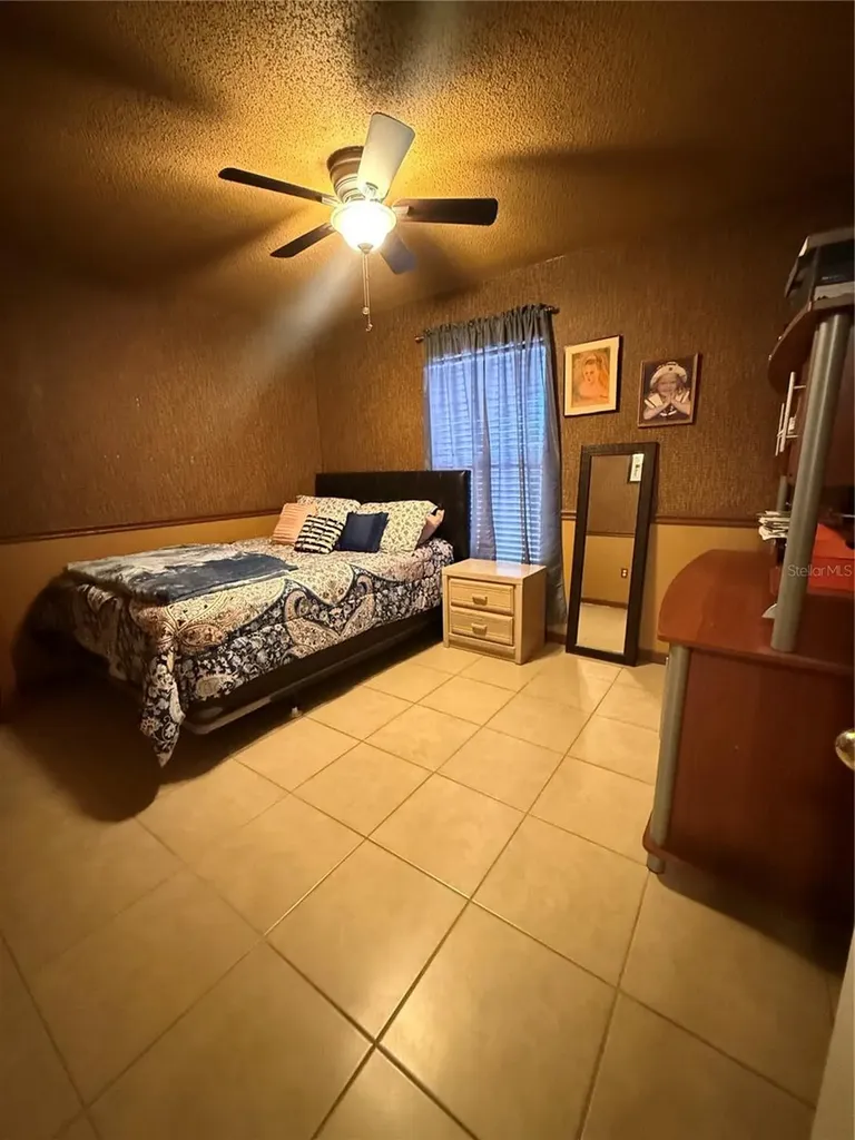 407 Blackbird Way Kissimmee FL 34759