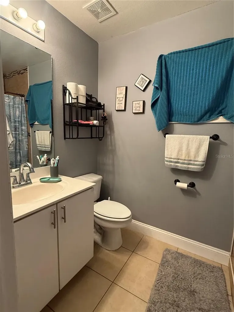 407 Blackbird Way Kissimmee FL 34759