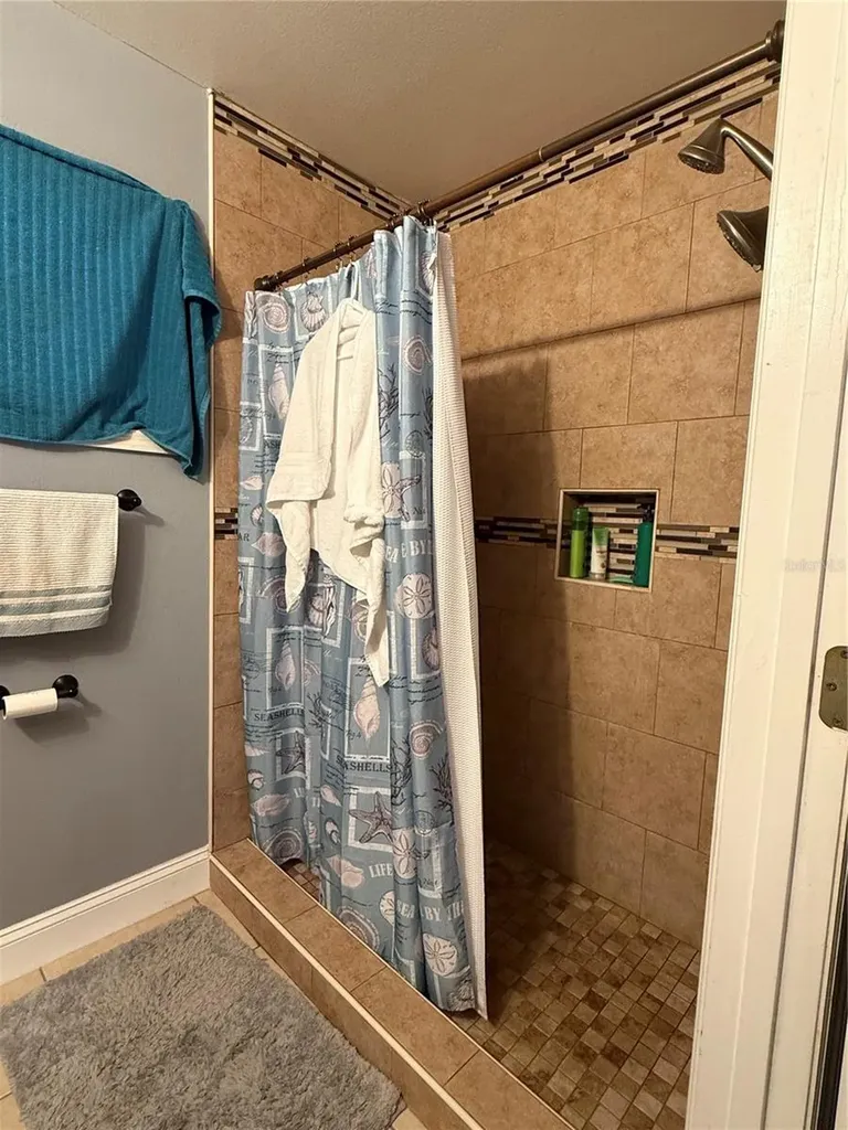 407 Blackbird Way Kissimmee FL 34759