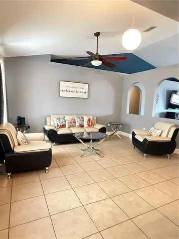 407 Blackbird Way Kissimmee FL 34759