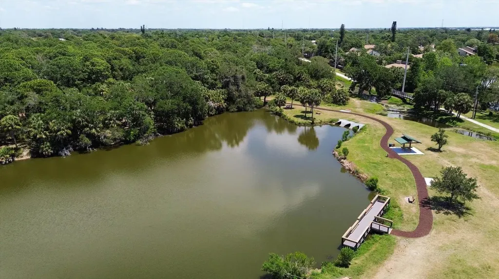 3361 Cross Creek Drive Sarasota FL 34231