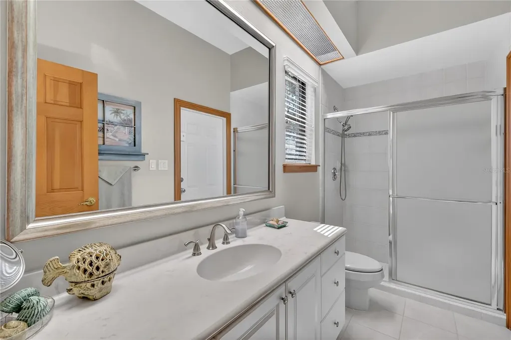 16238 E Shirley Shores Road Tavares FL 32778