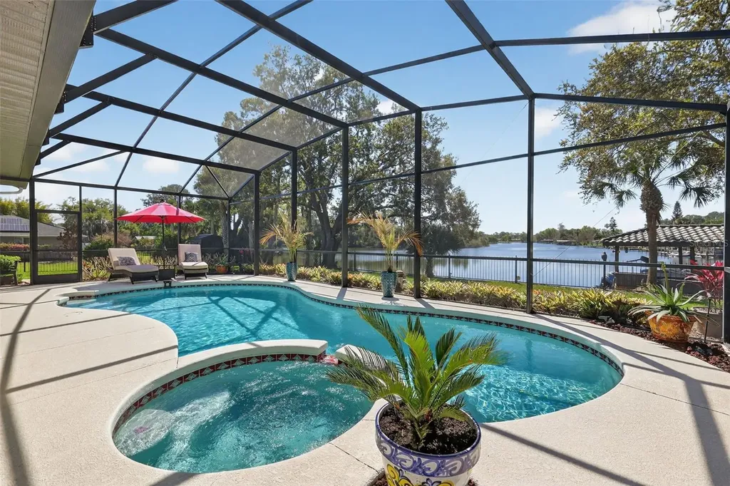 16238 E Shirley Shores Road Tavares FL 32778