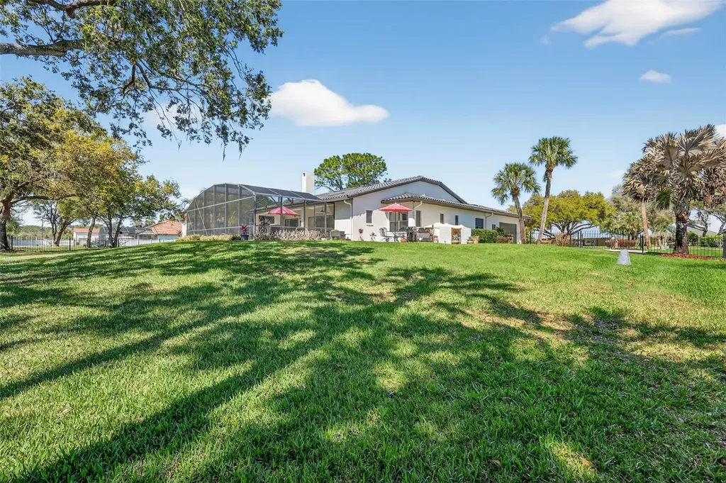 16238 E Shirley Shores Road Tavares FL 32778