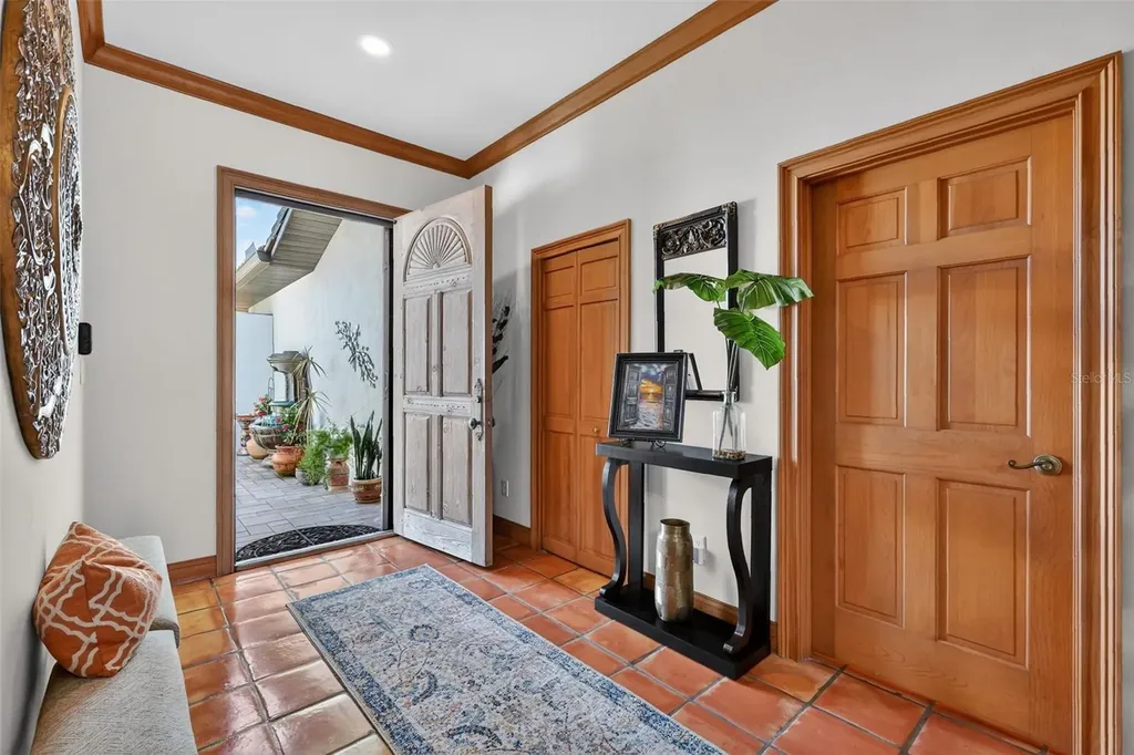 16238 E Shirley Shores Road Tavares FL 32778