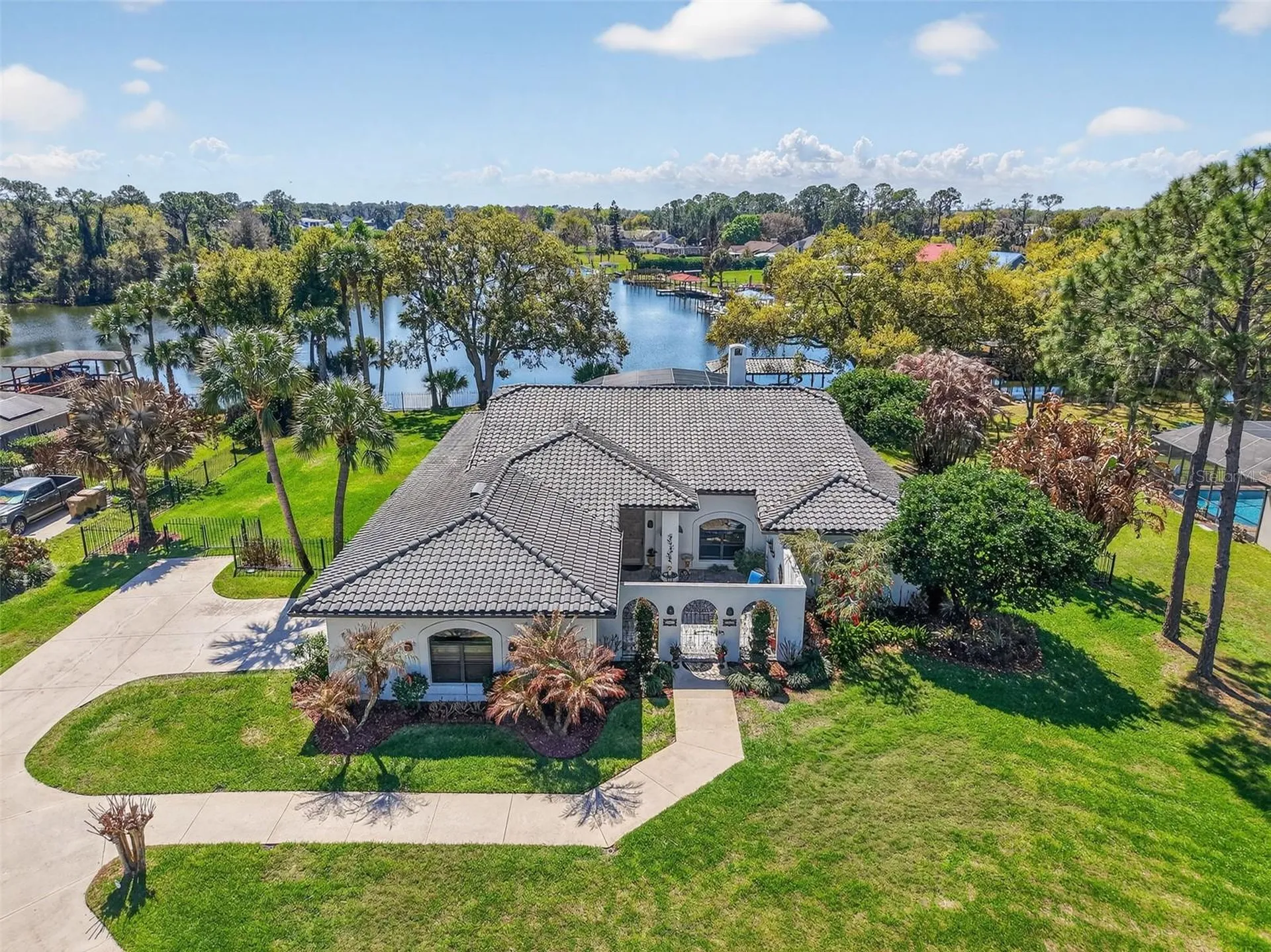 16238 E Shirley Shores Road Tavares FL 32778