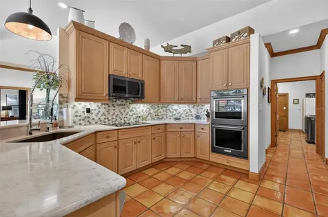 16238 E Shirley Shores Road Tavares FL 32778
