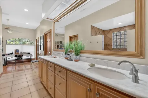 16238 E Shirley Shores Road Tavares FL 32778