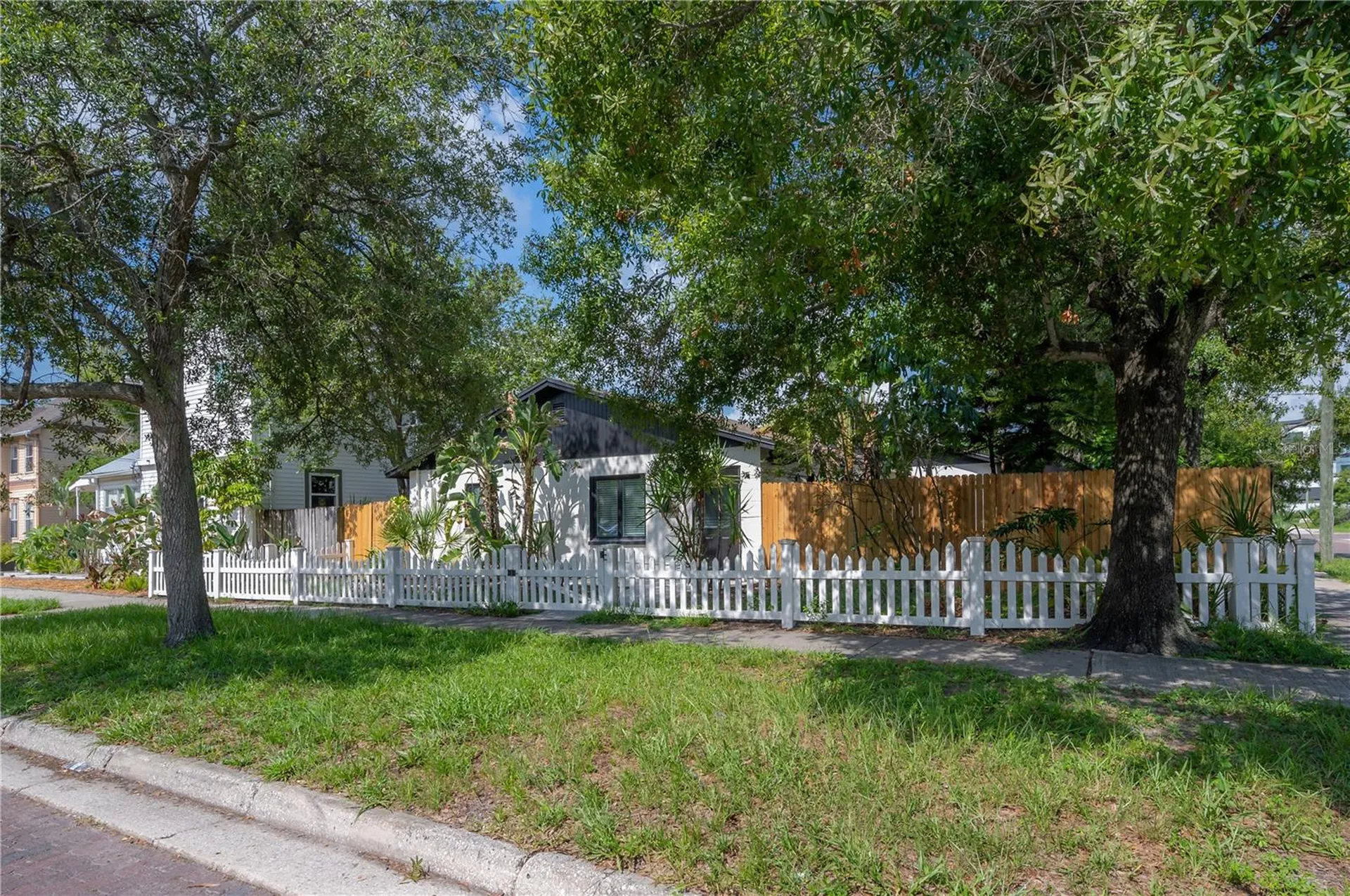6901 S Fitzgerald Street Tampa FL 33616