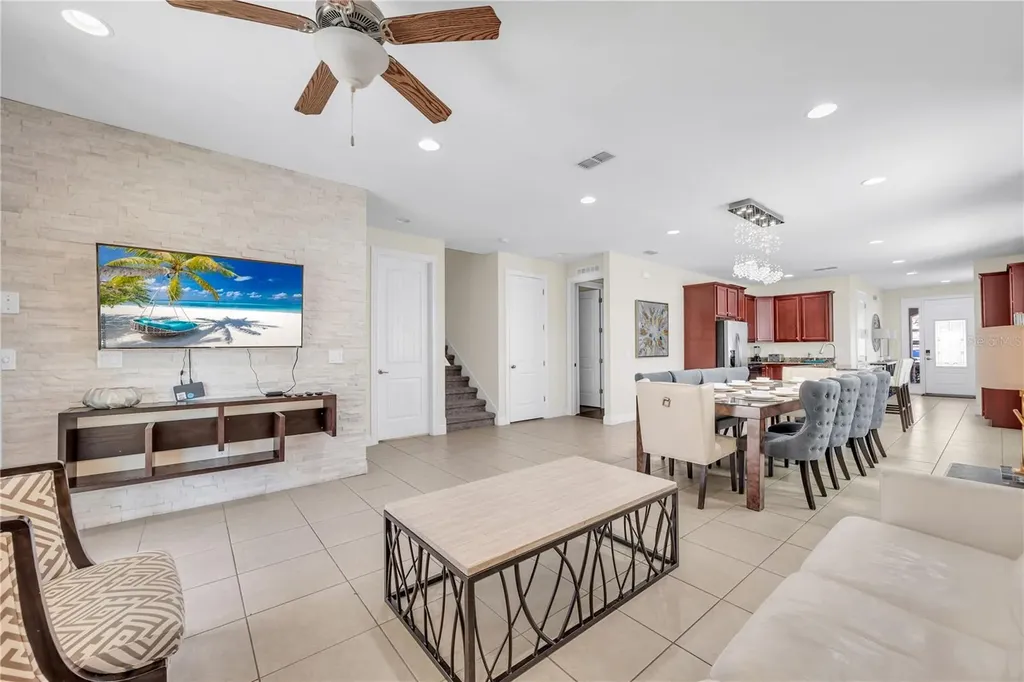 460 Lasso Drive Kissimmee FL 34747