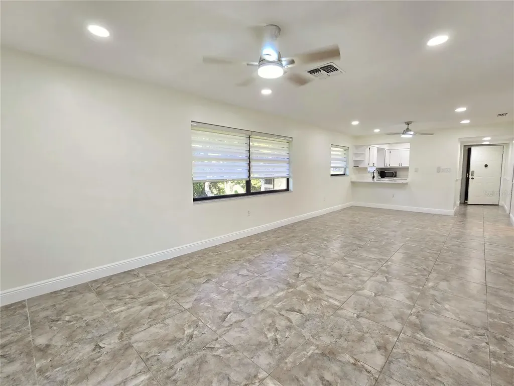 2009 Hammock Pine Boulevard Clearwater FL 33761