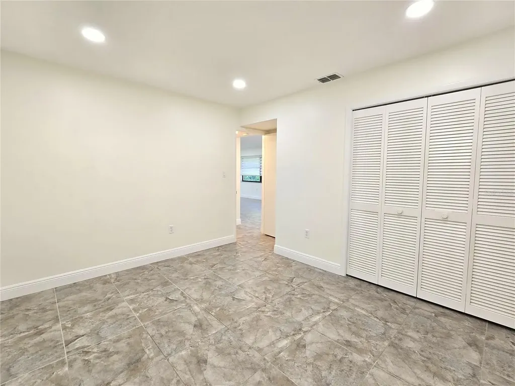 2009 Hammock Pine Boulevard Clearwater FL 33761