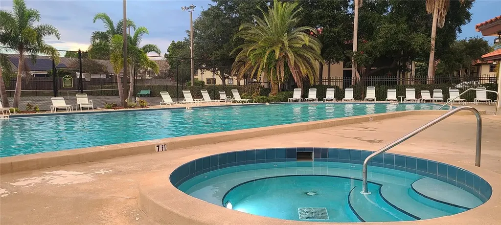 2009 Hammock Pine Boulevard Clearwater FL 33761