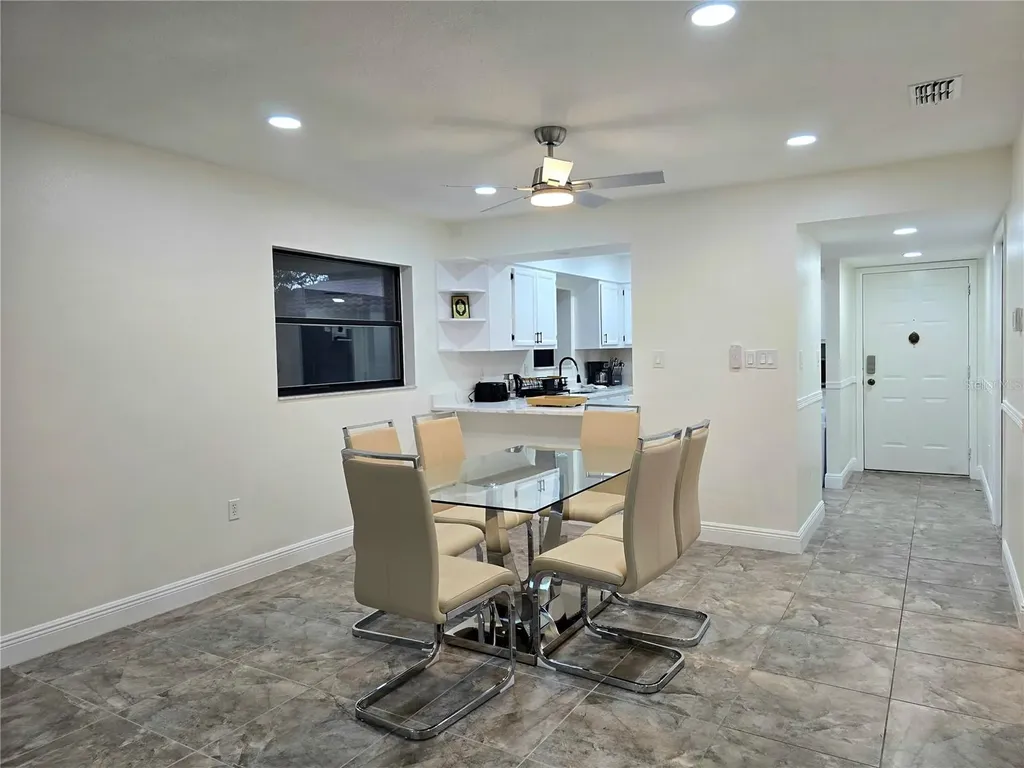 2009 Hammock Pine Boulevard Clearwater FL 33761
