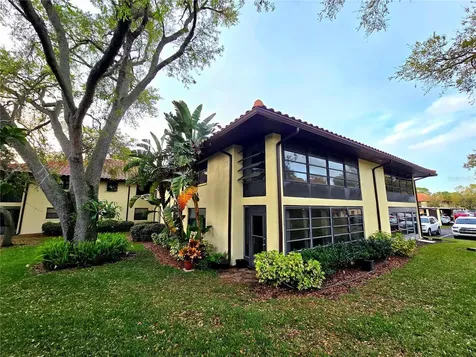 2009 Hammock Pine Boulevard Clearwater FL 33761
