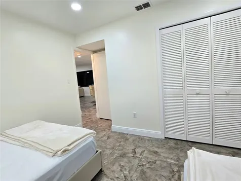 2009 Hammock Pine Boulevard Clearwater FL 33761