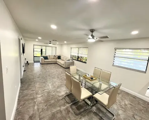 2009 Hammock Pine Boulevard Clearwater FL 33761