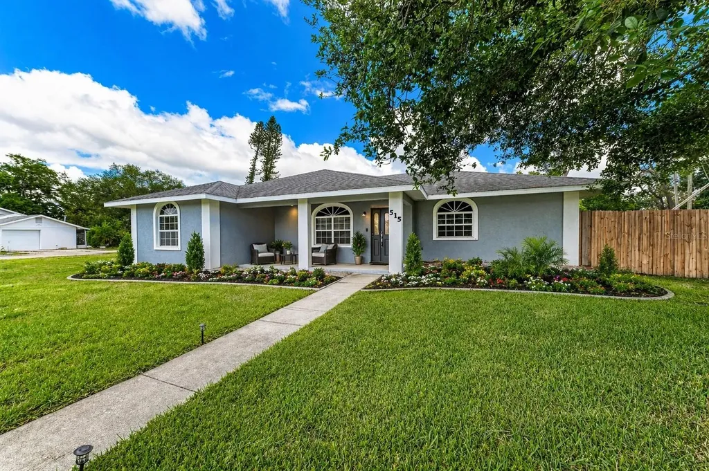 515 75th Street NW Bradenton FL 34209