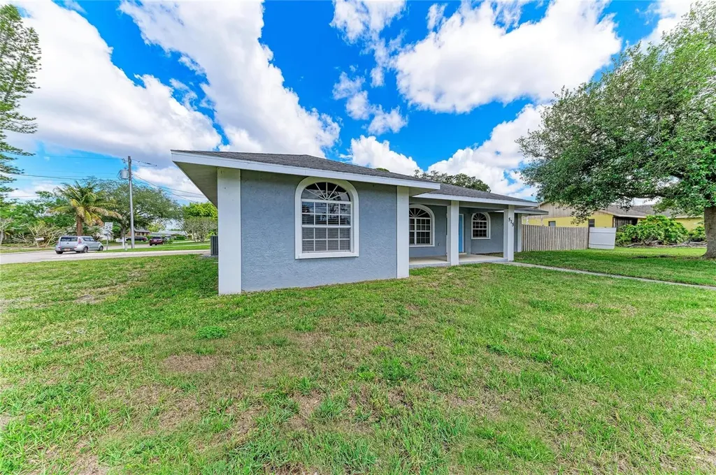 515 75th Street NW Bradenton FL 34209
