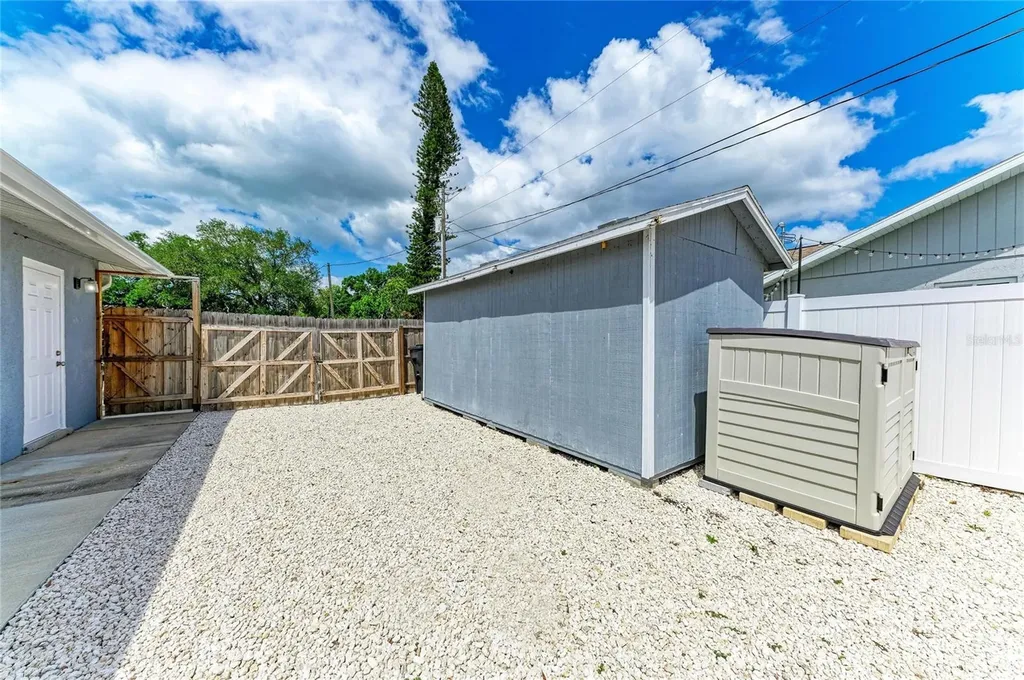 515 75th Street NW Bradenton FL 34209