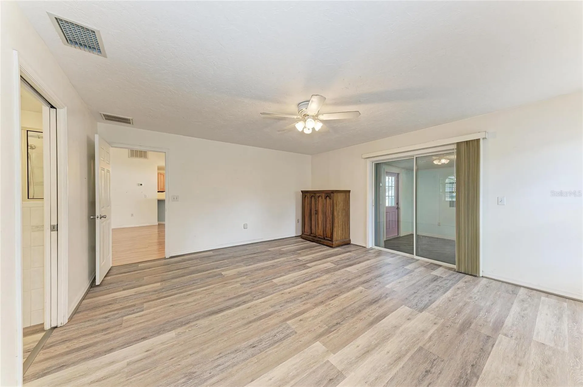 515 75th Street NW Bradenton FL 34209