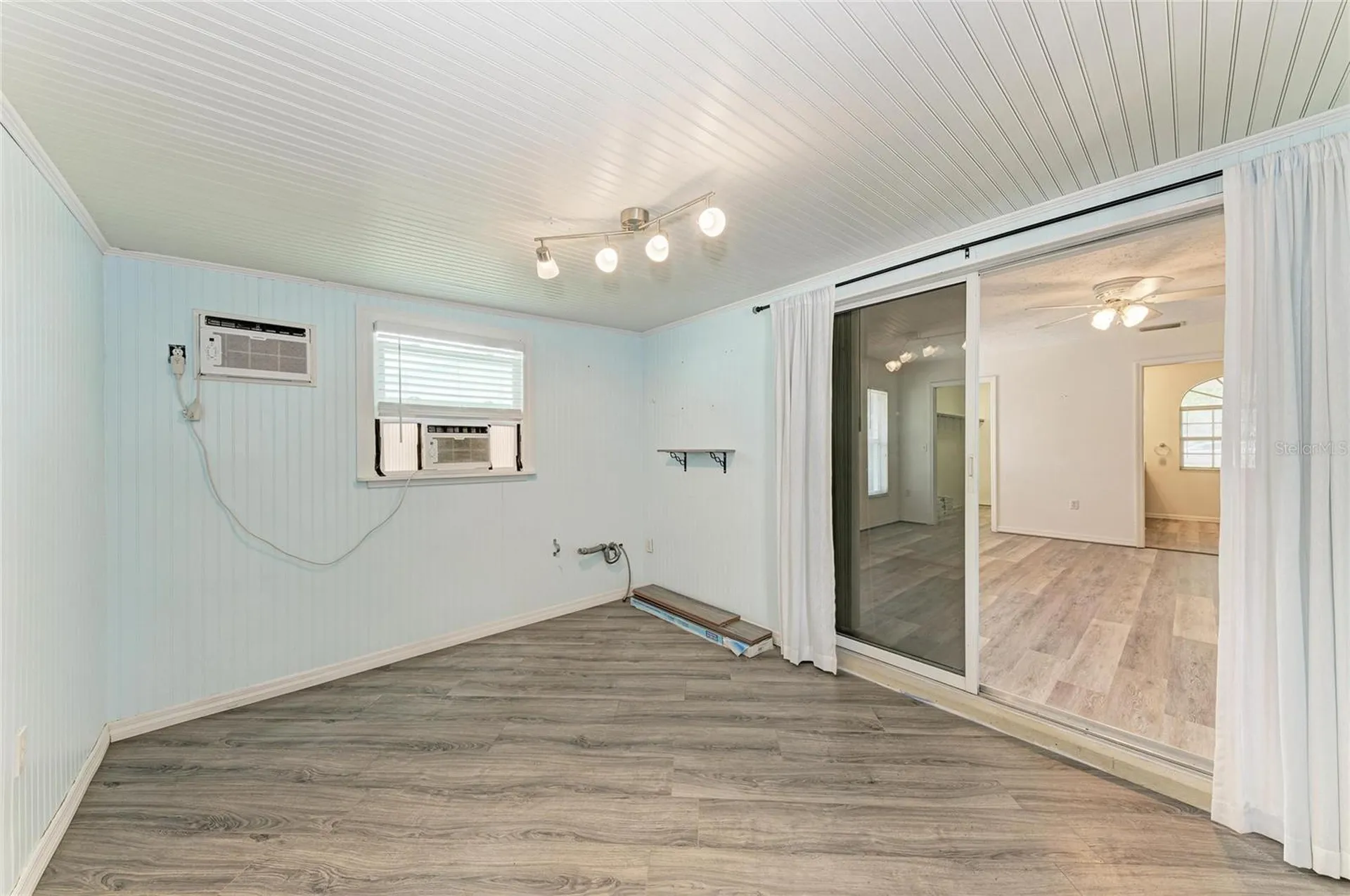 515 75th Street NW Bradenton FL 34209