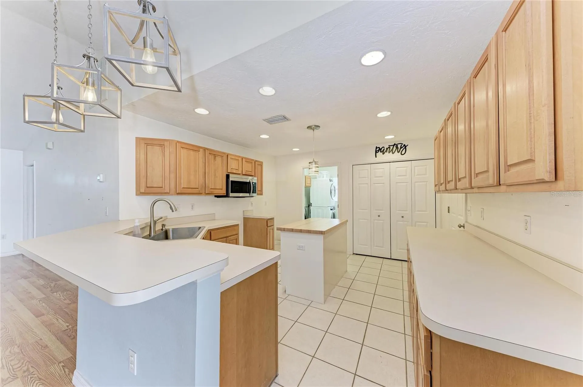515 75th Street NW Bradenton FL 34209