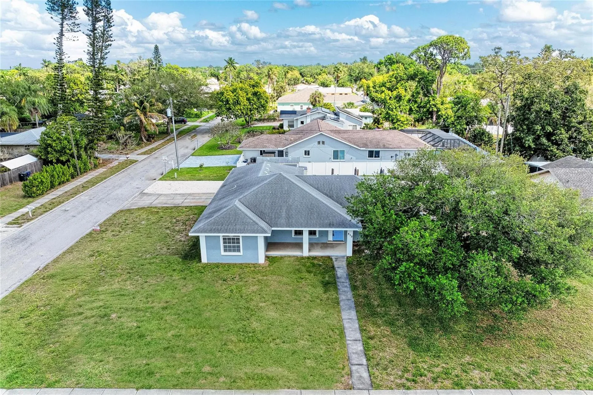 515 75th Street NW Bradenton FL 34209