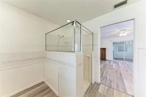 515 75th Street NW Bradenton FL 34209