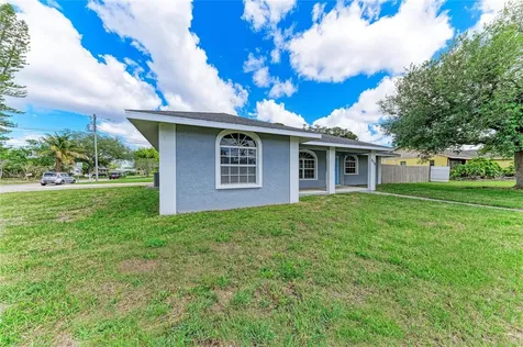 515 75th Street NW Bradenton FL 34209