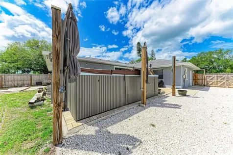 515 75th Street NW Bradenton FL 34209