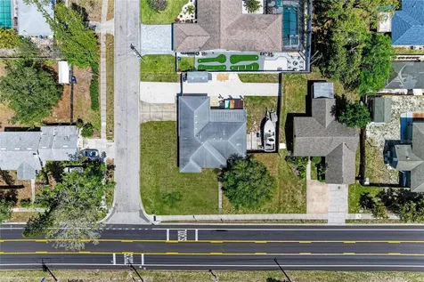 515 75th Street NW Bradenton FL 34209