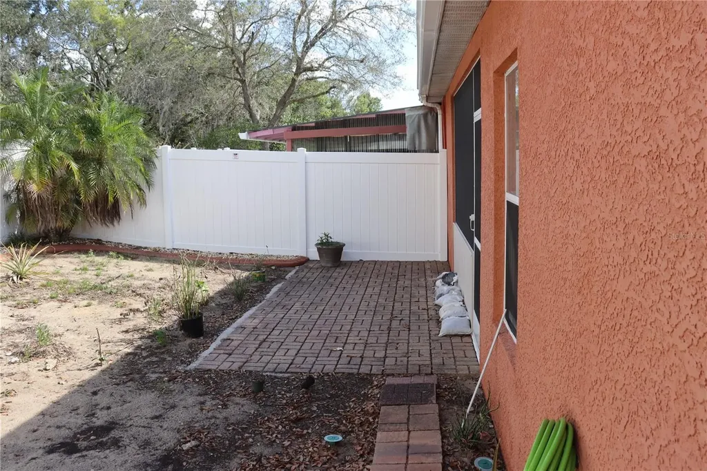 1404 Las Villas Boulevard Sebring FL 33870