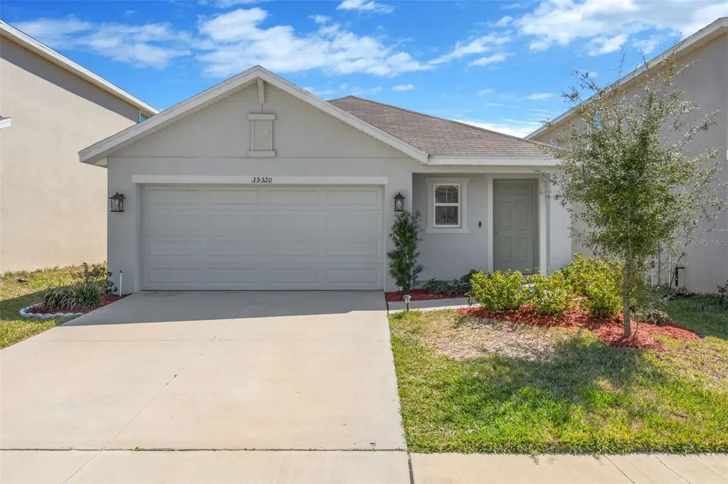 35320 Spruce Knob Court Dade City FL 33525