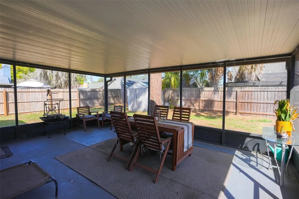 4136 Spring Way Circle Valrico FL 33596
