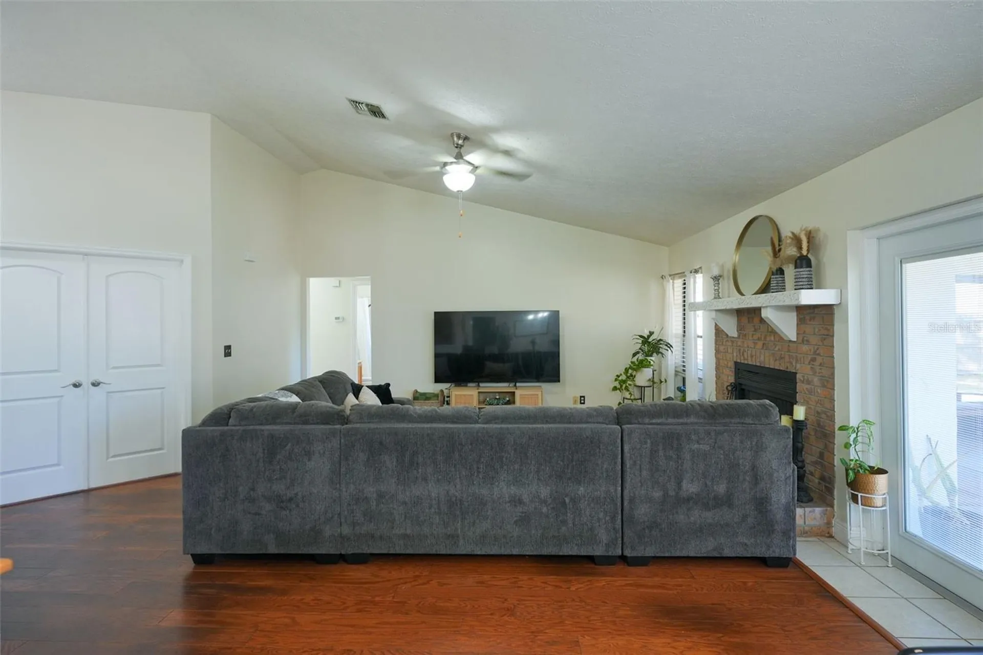 4136 Spring Way Circle Valrico FL 33596