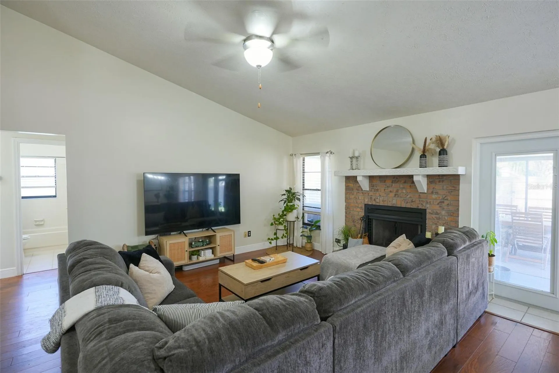 4136 Spring Way Circle Valrico FL 33596