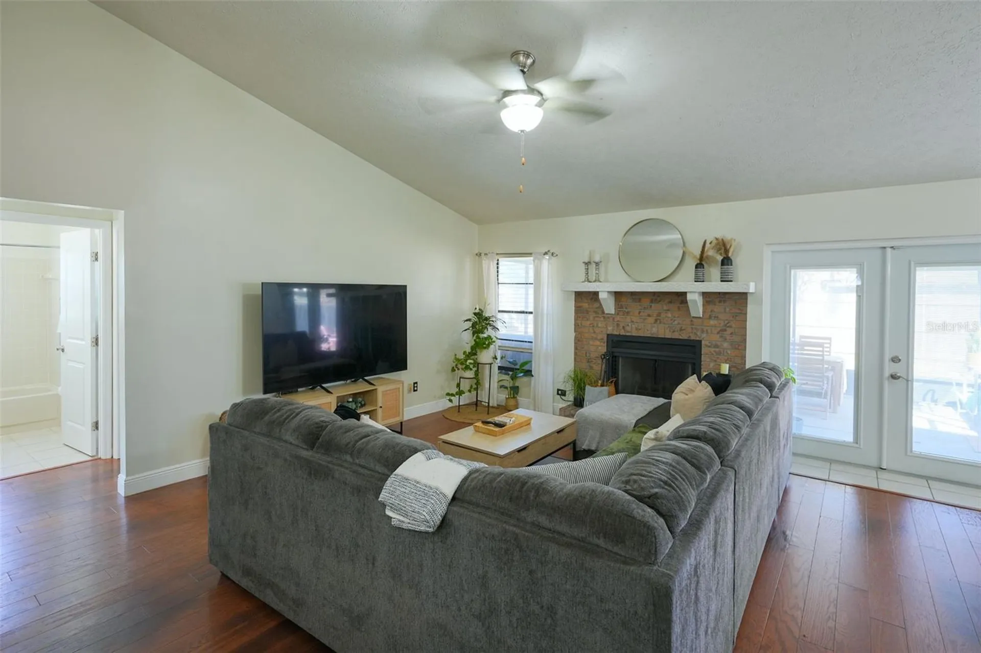 4136 Spring Way Circle Valrico FL 33596