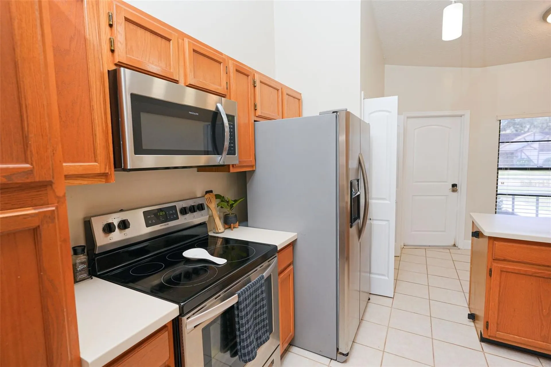 4136 Spring Way Circle Valrico FL 33596