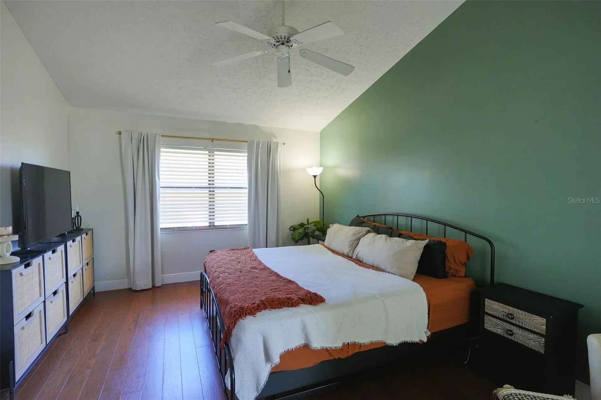 4136 Spring Way Circle Valrico FL 33596
