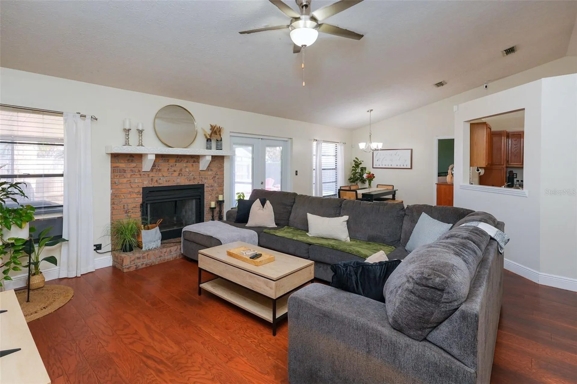 4136 Spring Way Circle Valrico FL 33596